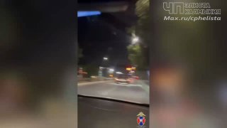 Пьяный водитель устроил погоню с полицией в Калмыкии