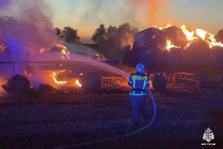 Пожар в Целинном районе: МЧС успешно ликвидировало возгорание